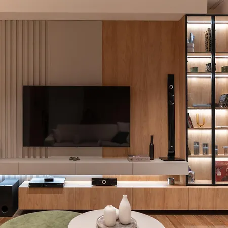 Planet Nina Apartment *