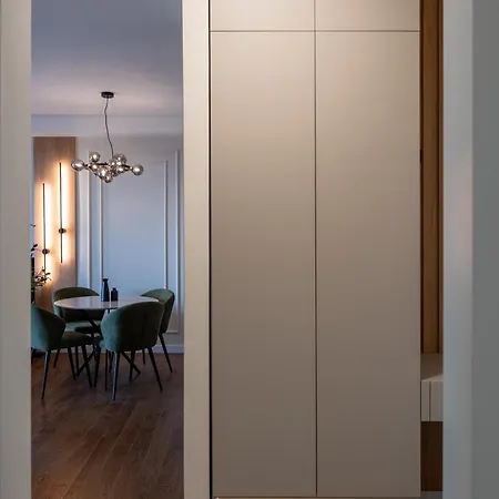 Planet Nina Apartment Ni